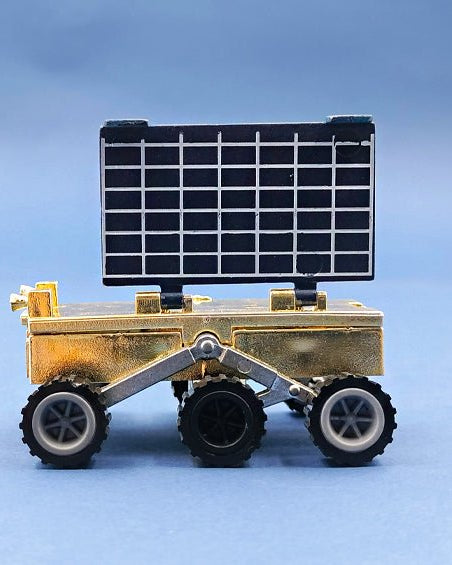 Chandrayaan 3 | Pragyaan Rover Fridge Magnet - rocket models - Indic Inspirations