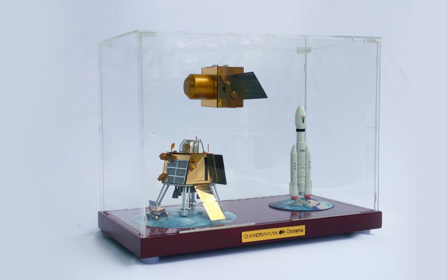 Chandrayaan 3 Diorama | 4 artefacts - rocket models - indic inspirations