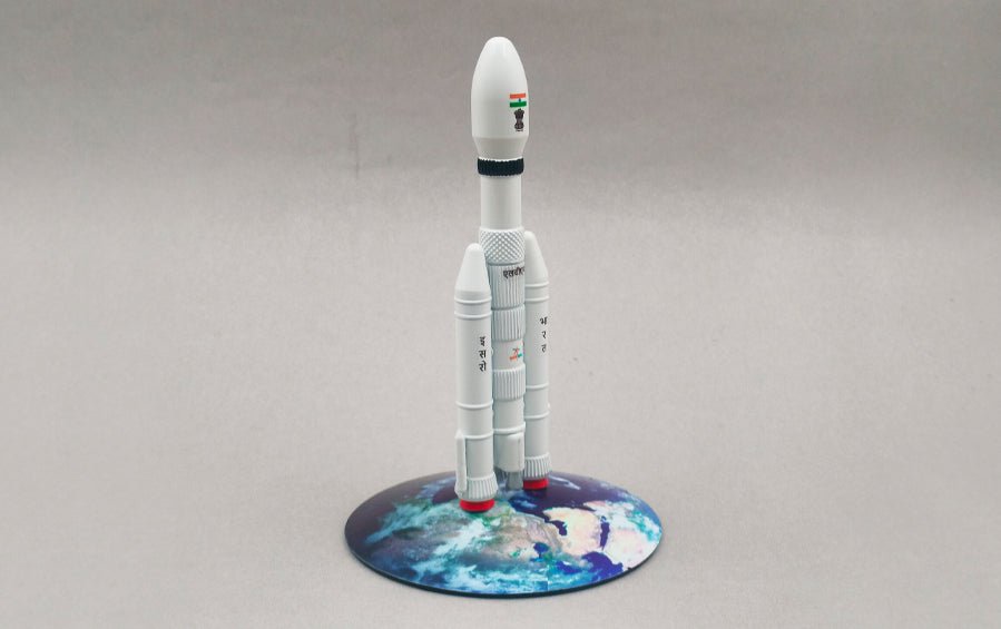 Chandrayaan 3 Diorama | 4 artefacts - rocket models - indic inspirations