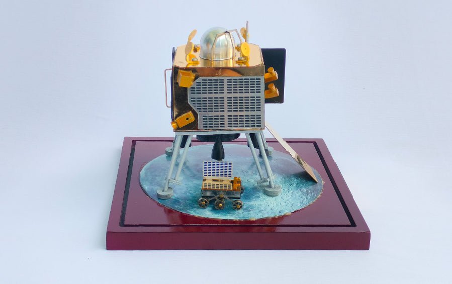 Chandrayaan 3 | Vikram Lander & Pragyaan Rover Scale Models - rocket models - indic inspirations