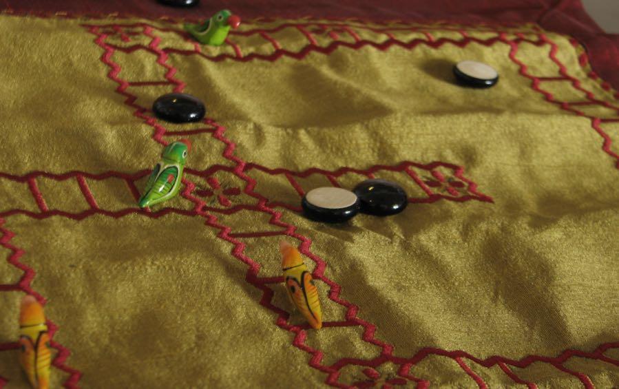 PANCHI BOARD GAME - SILK - Games - indic inspirations