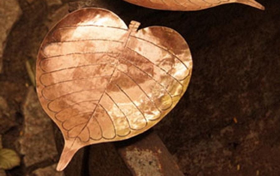 Prayer Leaf - Serving plates - indic inspirations