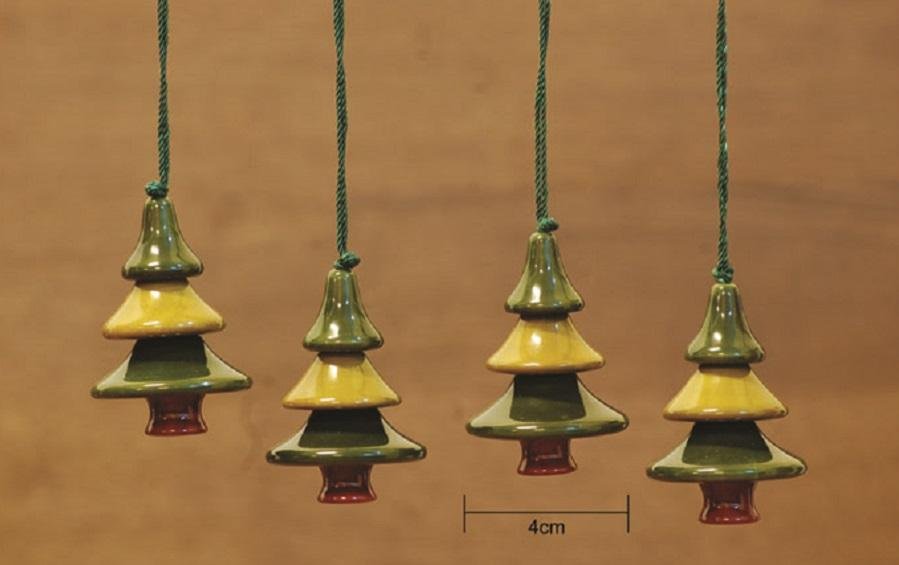 Wooden Christmas Decor : PINE ( Set of 4) - Décor hanging - indic inspirations