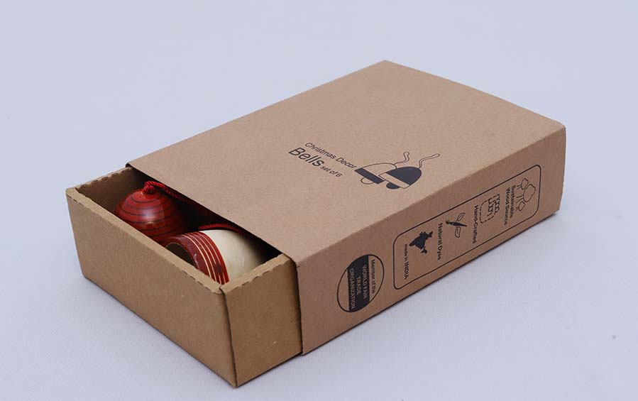 Wooden Christmas Decor : YULTIDE BELLS – Red (Set of Six) - Décor hanging - indic inspirations