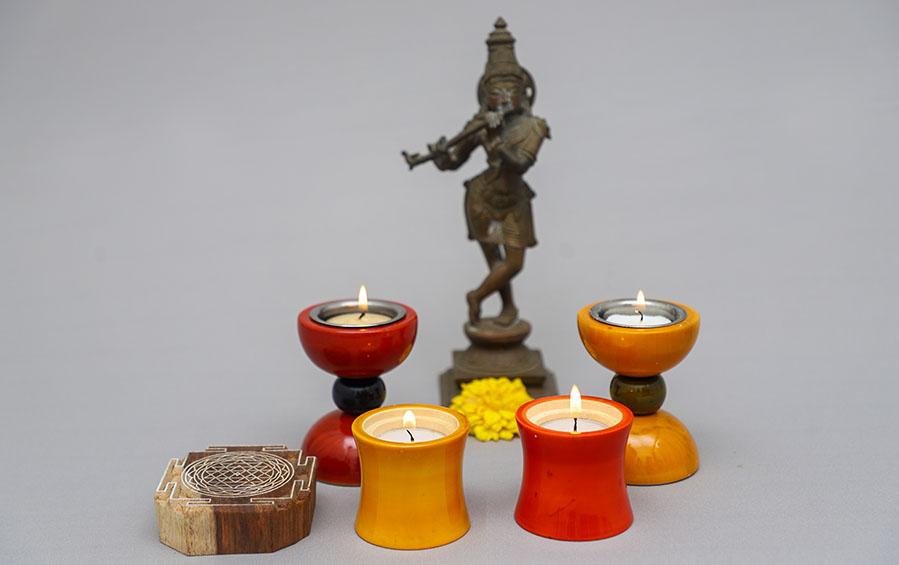 Wooden Diyas - Set of 4 - Candle holders - indic inspirations