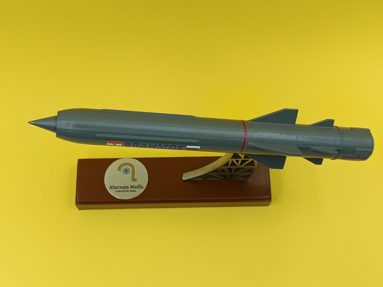 BrahMos | Desktop 1:66 Scale Model - Scale Model – Space & Aerospace - Indic Inspirations