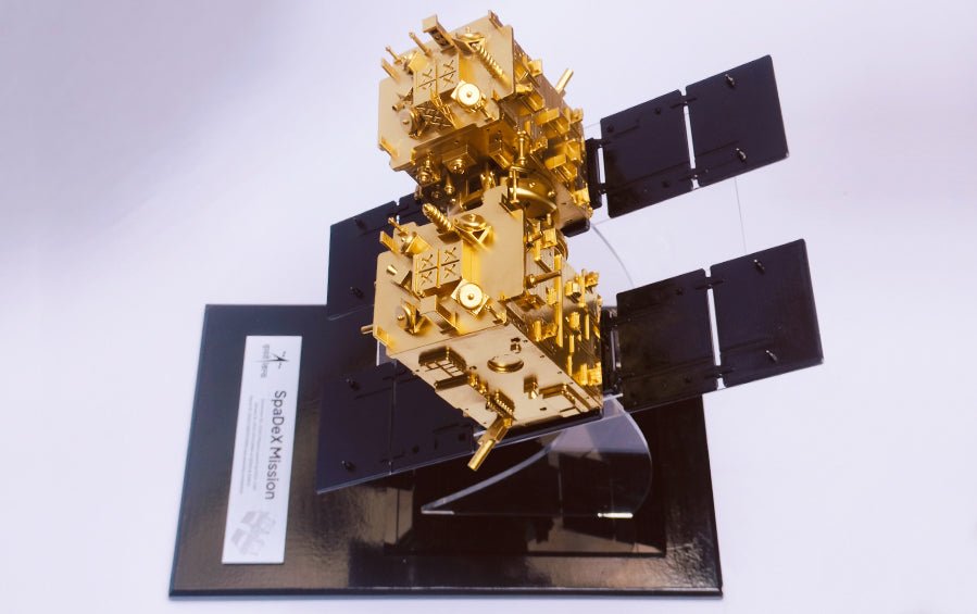 Klap Isro Model Buy ISRO SpaDeX | Rendezvous in Space | Scale Model Small Online - VYOM ...