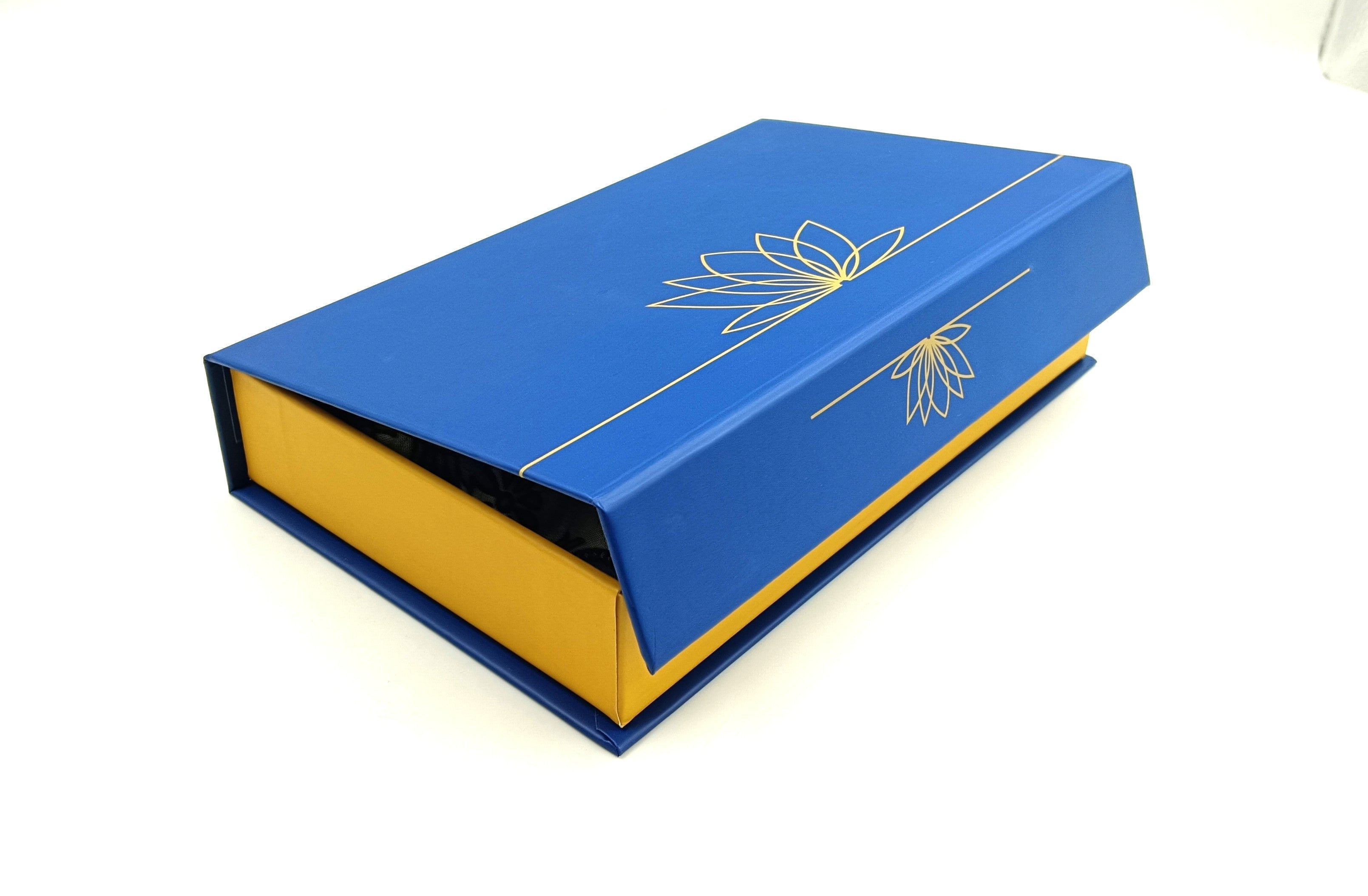 Mashu Printed Stole - Necktie with pocket square gift set - Indic Inspirations