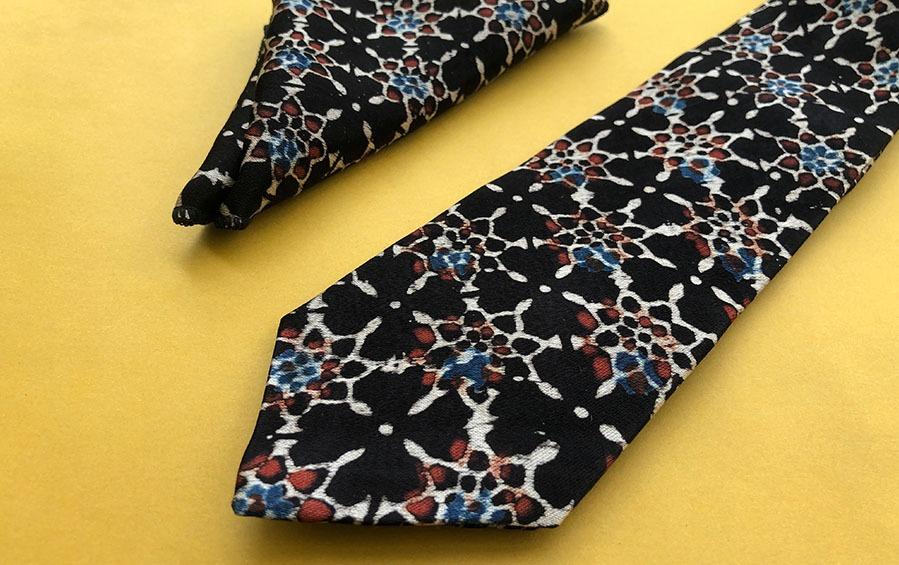 AJRAKH PRINT- SILK TIE WITH POCKET SQUARE BLACK - Necktie with pocket square gift set - indic inspirations