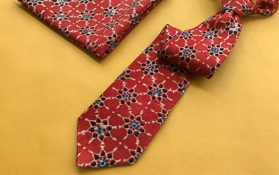 AJRAKH PRINT- SILK TIE WITH POCKET SQUARE RED - Necktie with pocket square gift set - indic inspirations