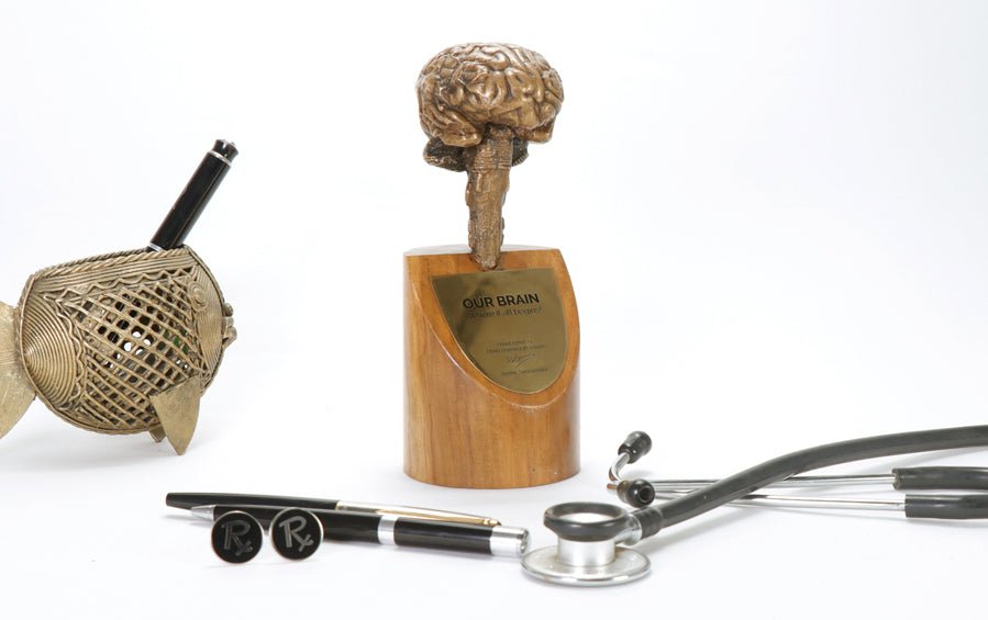 Brain Sculpture in Bronze - Human body anatomy models - indic inspirations