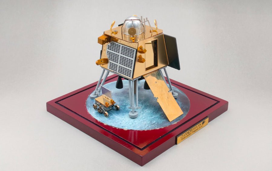 Chandrayaan 3 | Vikram Lander & Pragyaan Rover Scale Models - rocket models - indic inspirations