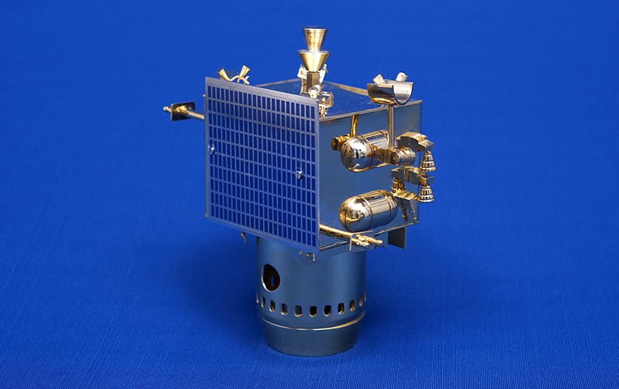 Chandrayaan Orbiter Scale Model 1:25 - rocket models - indic inspirations