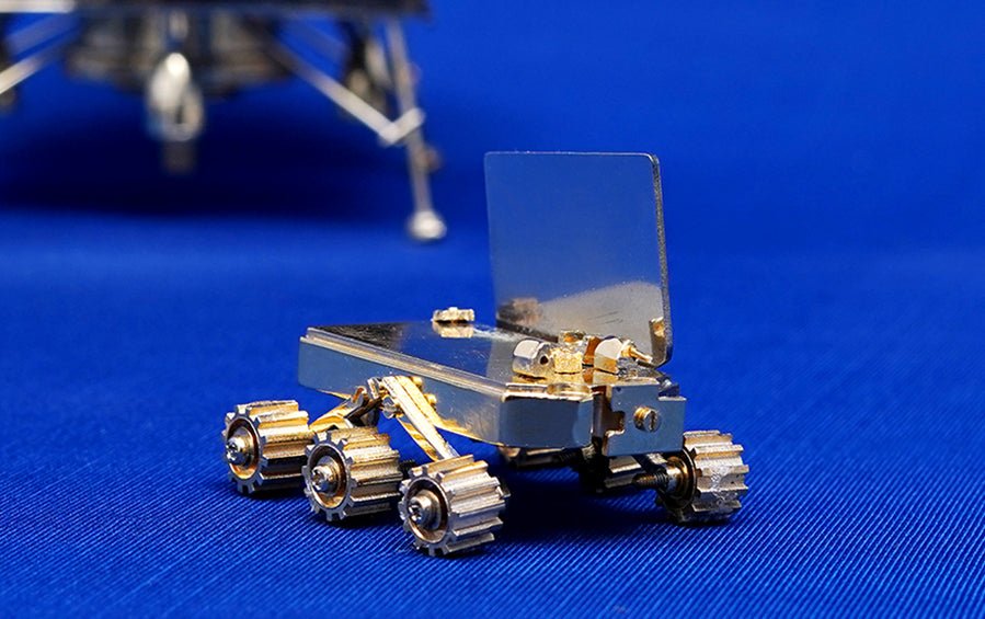 Chandrayaan Pragyaan Rover Scale Model 1:20 - rocket models - indic inspirations