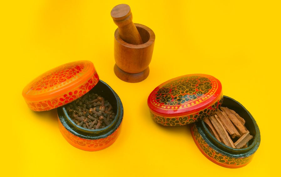 Christmas set – Mortar+Pestel & Kashmiri Oval Boxes - Festival Gift Hampers - indic inspirations