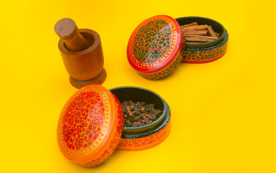 Christmas set – Mortar+Pestel & Kashmiri Oval Boxes - Festival Gift Hampers - indic inspirations