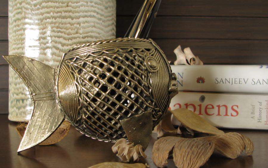 Dhokra Fish Pen Stand - Dhokra artifacts - indic inspirations