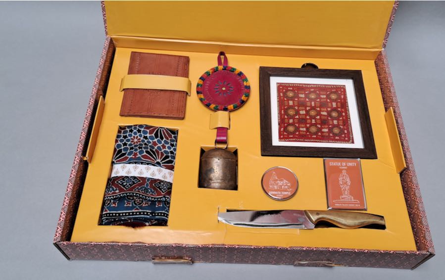 Gujarat Arts & Crafts | Gift Box (L) - Gift packs - indic inspirations