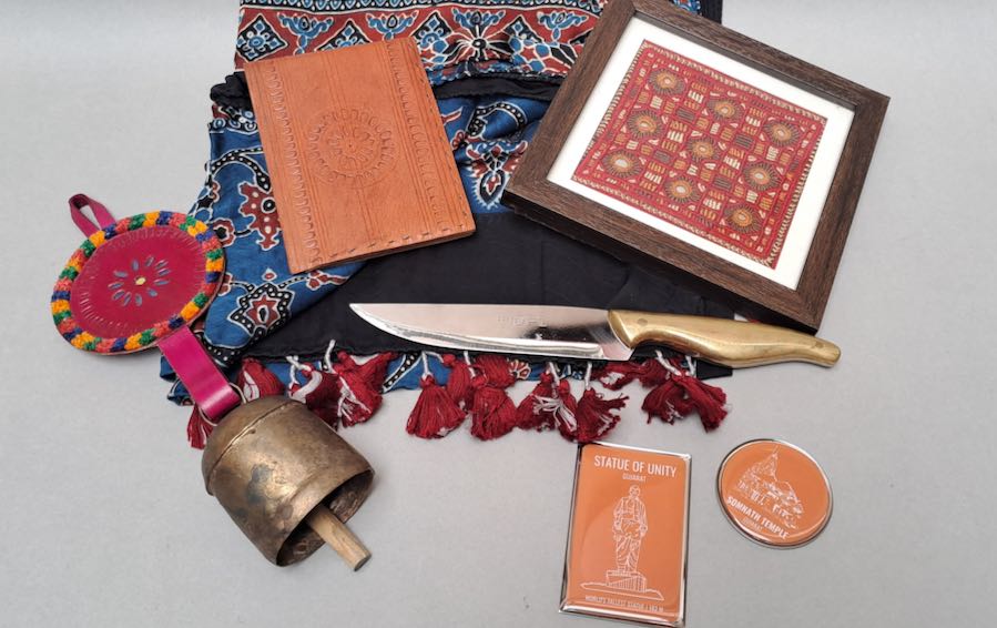 Gujarat Arts & Crafts | Gift Box (L) - Gift packs - indic inspirations