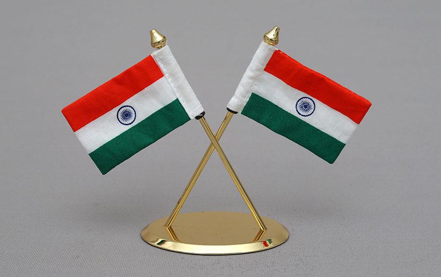 Indian Cross Table 2 Flags Miniature - Miniature table flags - indic inspirations