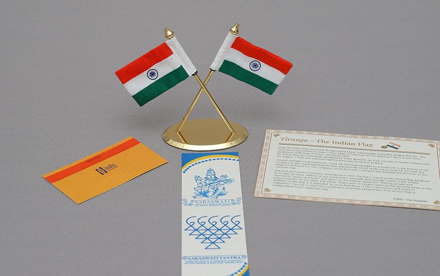 Indian Cross Table 2 Flags Miniature - Miniature table flags - indic inspirations