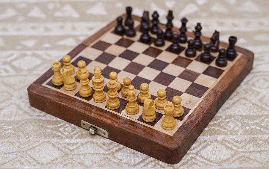 MAGNETIC CHESS SET - Chess Sets - indic inspirations