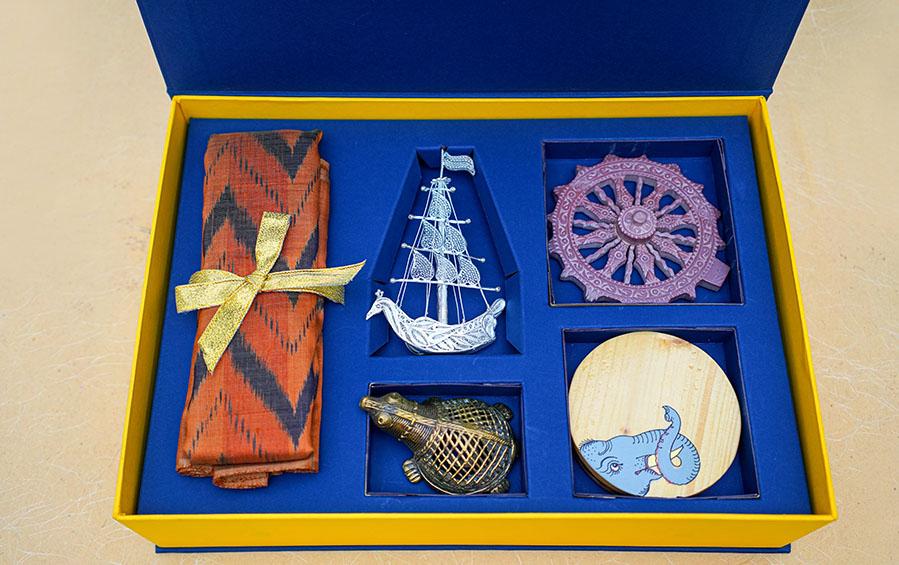 Odisha Arts & Crafts Gift Set - Gift packs - indic inspirations