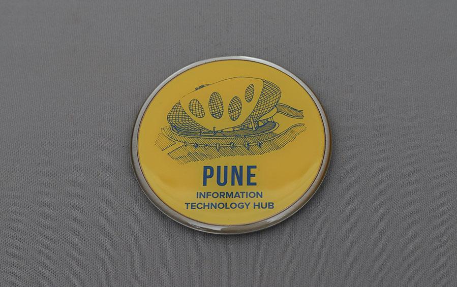 Pune :: Information Technology Hub Fridge Magnet - City souvenirs - indic inspirations