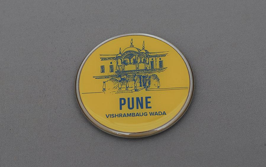 Pune :: Vishrambaug Wada Fridge Magnet - City souvenirs - indic inspirations