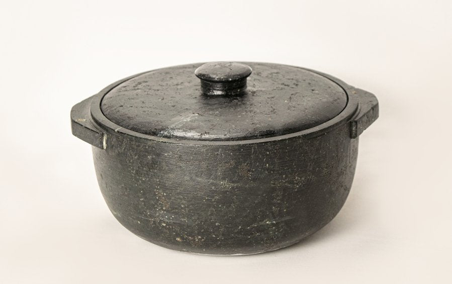 Soapstone Chapatti Box - 2 Lit - Casseroles - indic inspirations