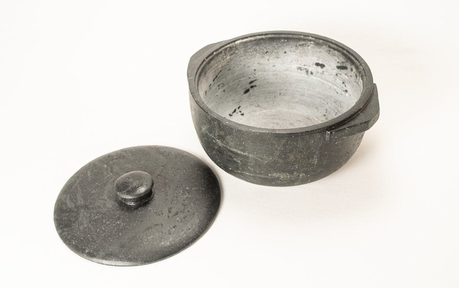 Soapstone Chapatti Box - 2.5 Lit - Casseroles - indic inspirations