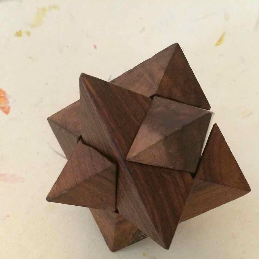 STAR WOODEN PUZZLE - puzzles - indic inspirations