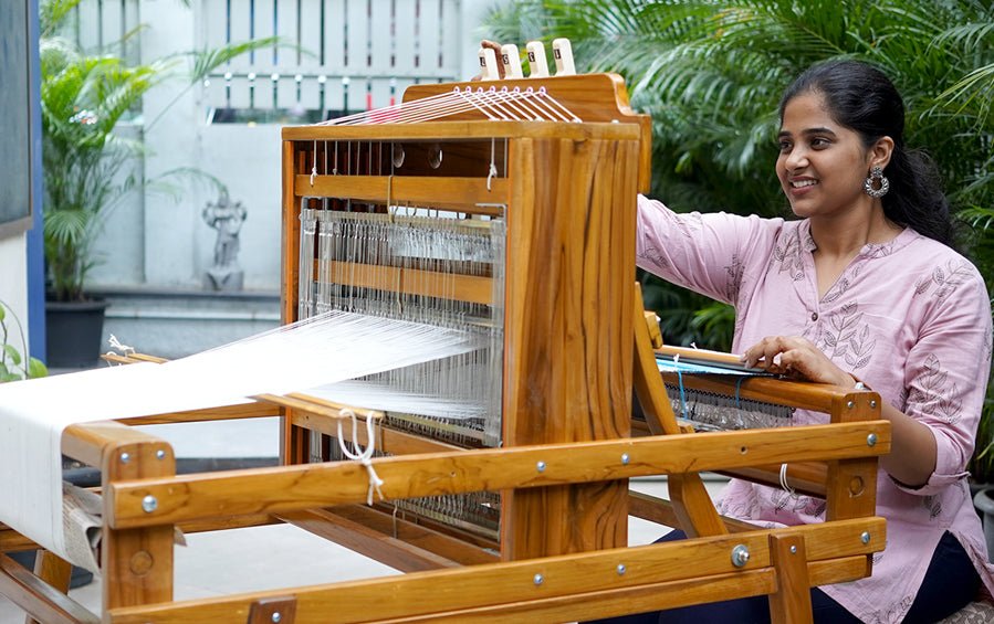 Table Loom with Folding Stand 24 Inch - Weaving looms - indic inspirations