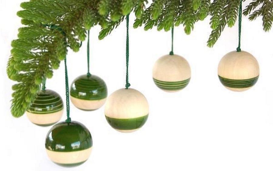 Wooden Christmas Decor : YULTIDE BAUBLES – Green (Set of Six) - Décor hanging - indic inspirations