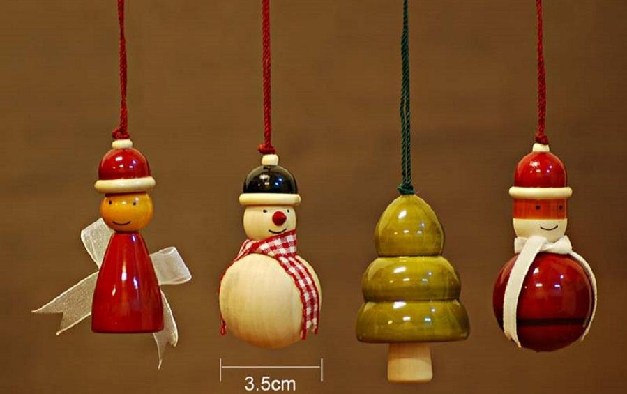 Wooden Christmas Decor – YULTIDE - Décor hanging - indic inspirations
