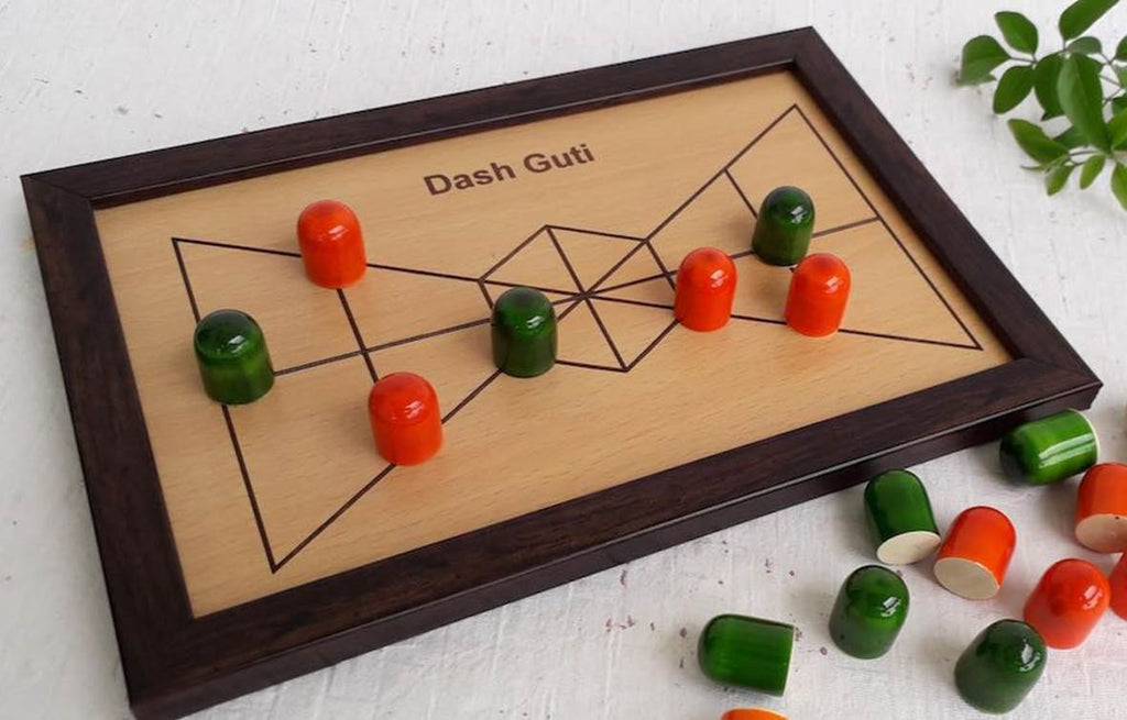 Wooden Dash Guti - Board Games - indic inspirations